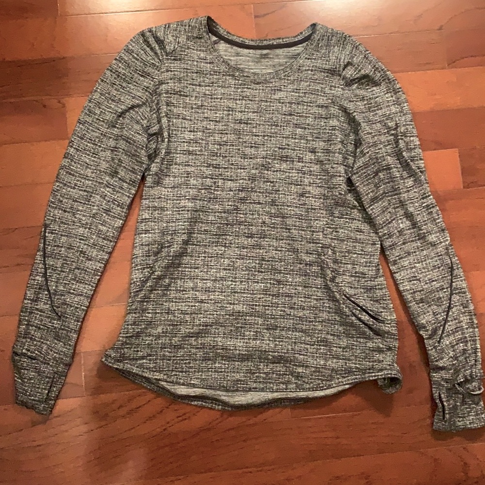 Lululemon grey long sleeve size 12